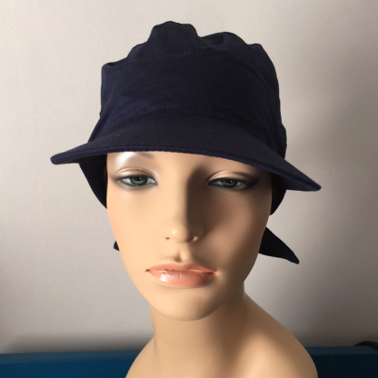 Tie-back cap with peak - Navy